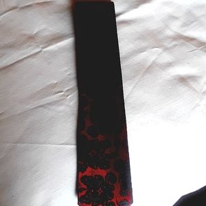 Designer tie